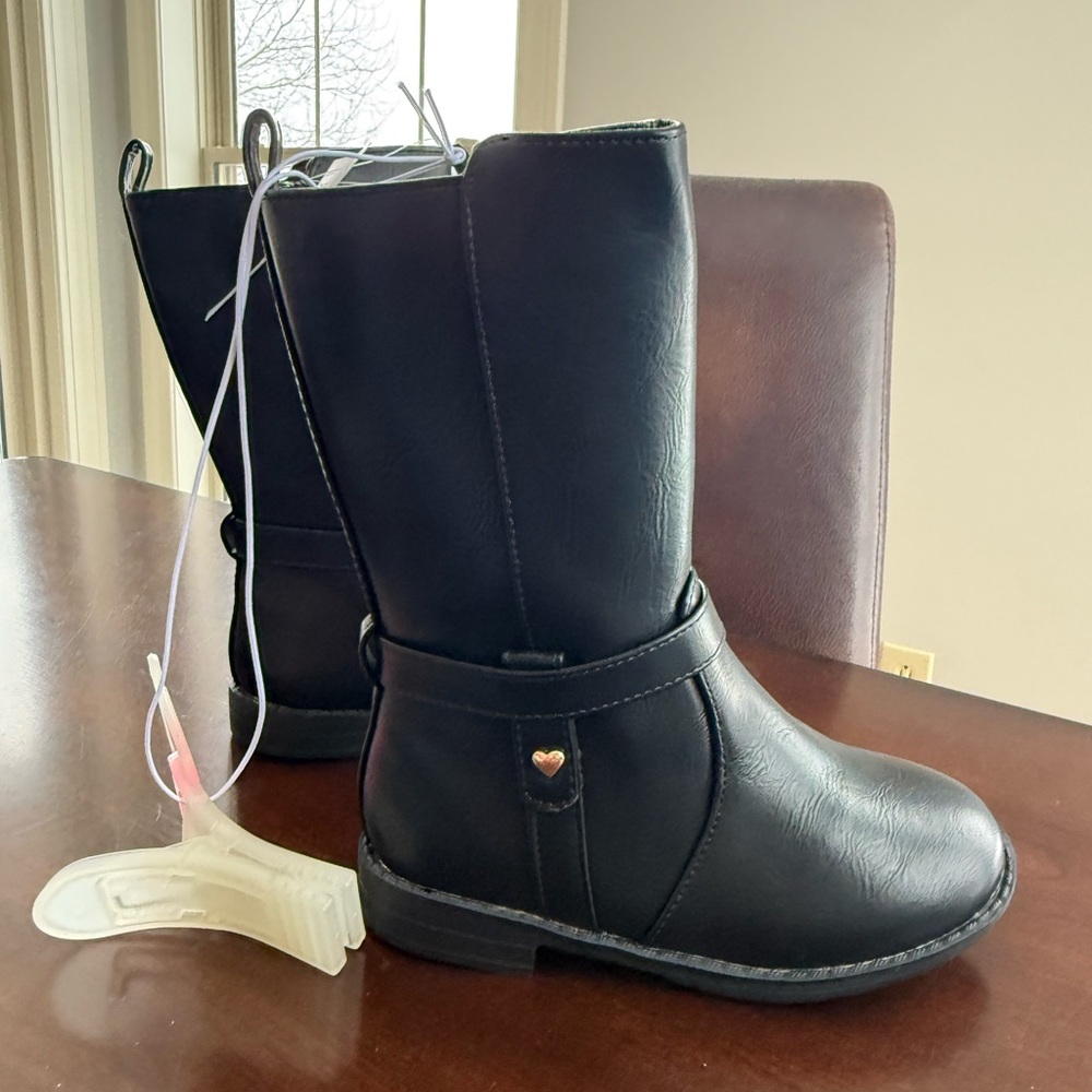 NWT Toddler girl black leather boots size 10